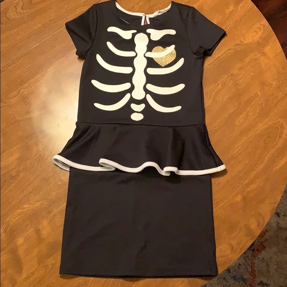 Cute Halloween dress, size 6-8 - Picture 2 of 6